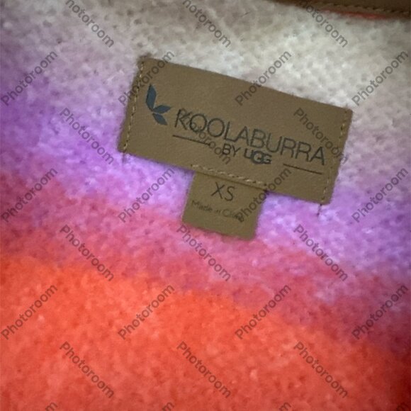 Koolaburra by Ugg XS Bold Striped. Open Teddy Bear Hooded Vest - Picture 3 of 5